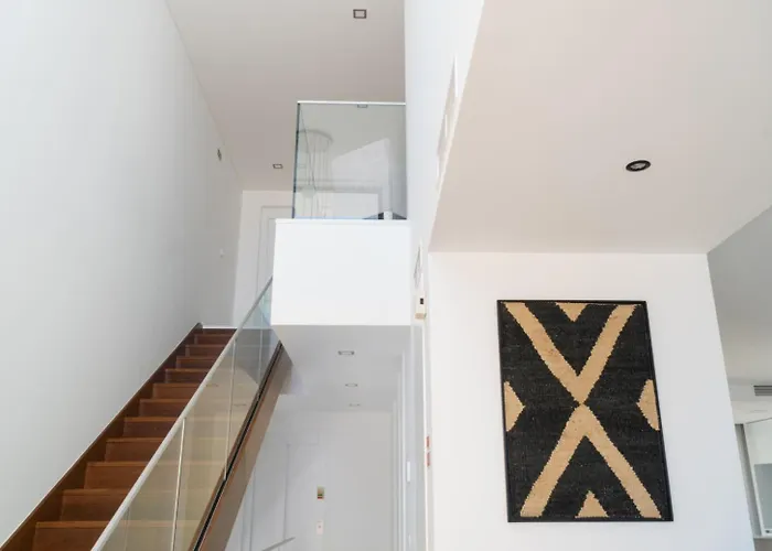 Peralta - Stunning With Private Pool 03 *