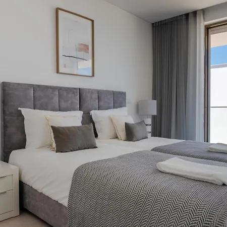 Aldeamento Turístico Peralta - Stunning With Private Pool 03 *